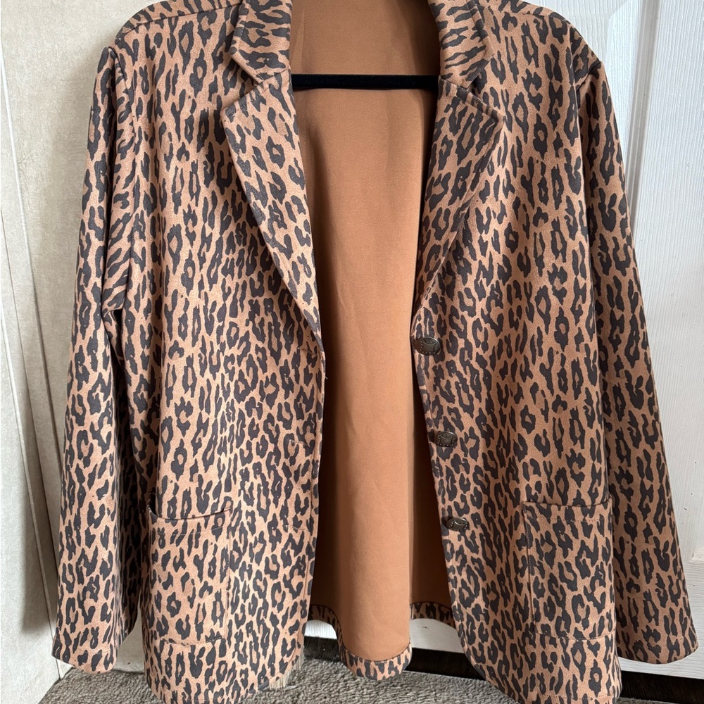 Chic Leopard Print Women's Blazer